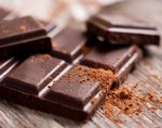 Темный шоколад способен обратить процесс старения