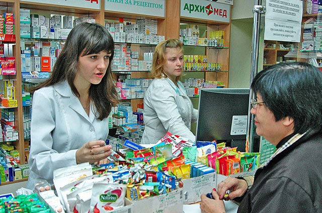 Лукашенко подписал указ о снижении цен на лекарства