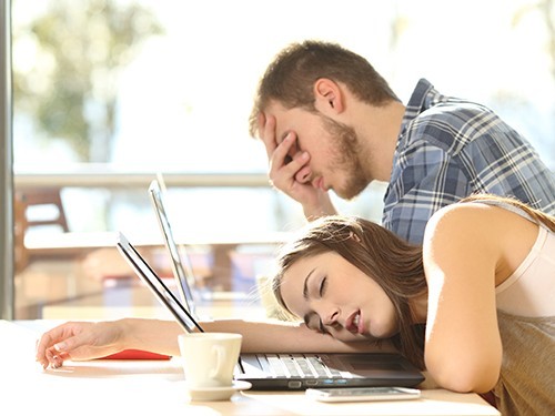 Синдром хронической усталости влияет на микробиом